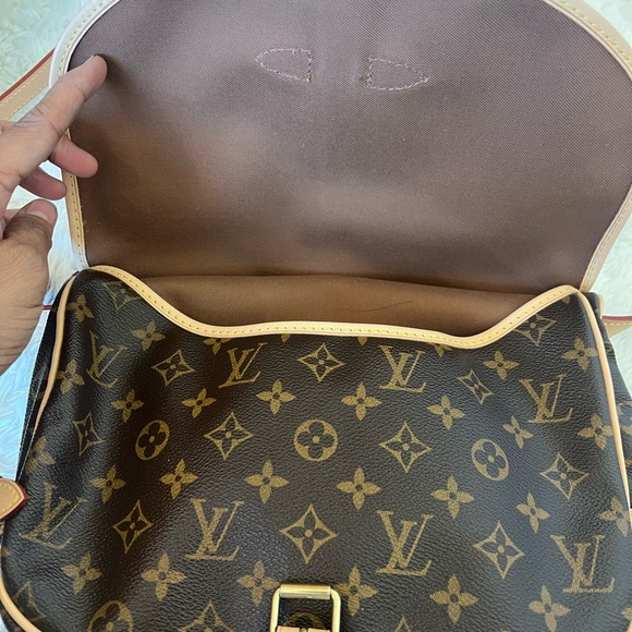 🛑 SOLD 🛑 Louis Vuitton Saumur 30 with BRAND NEW LEATHER FROM LV Atelier - Picture 8 of 13